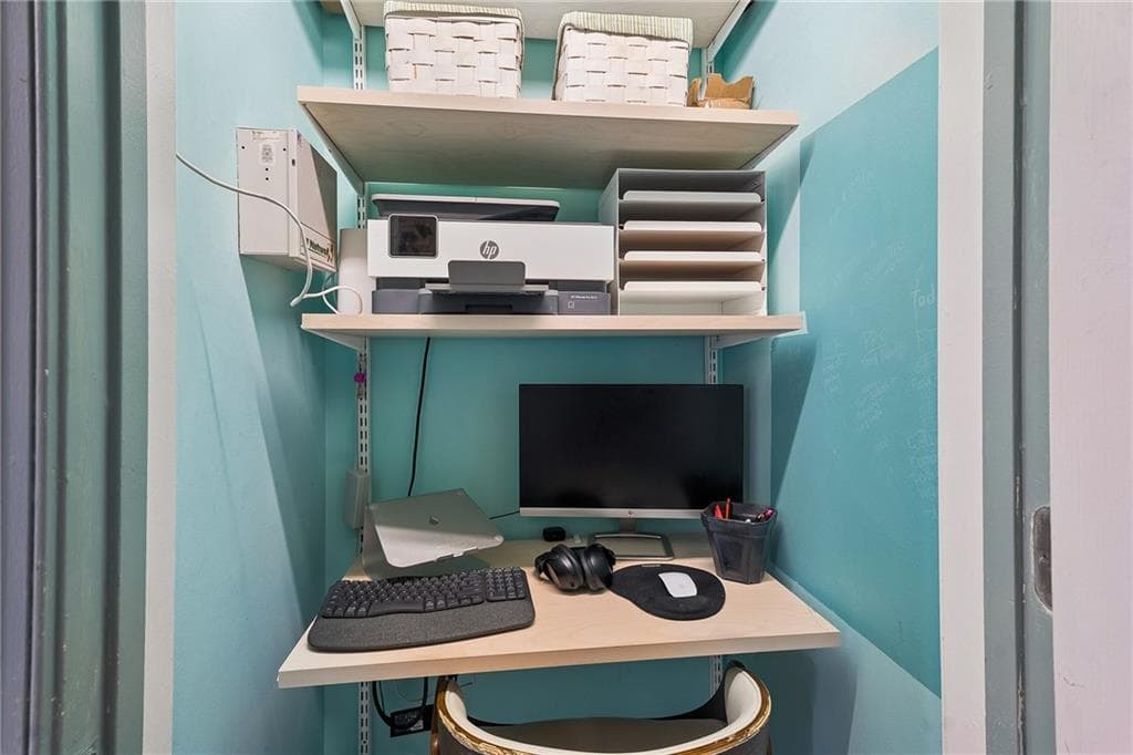1 bedroom, 1 bathroom, 970 sq ft condominium for sale at 850 Piedmont Avenue 1609, Atlanta, GA 30308 — photo 10