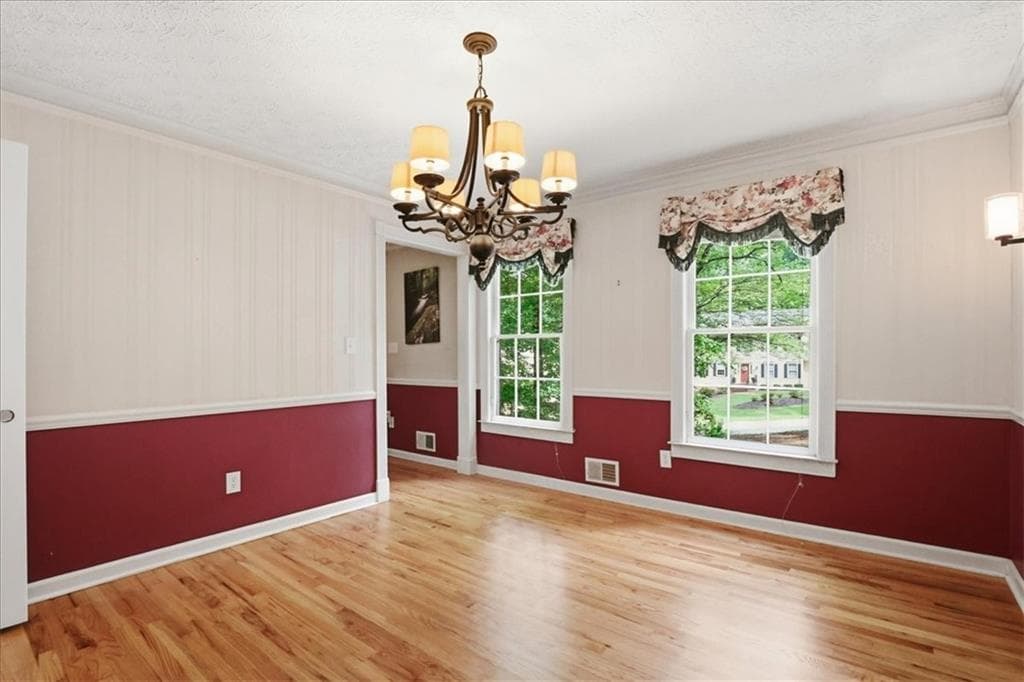 6 bedroom, 5 bathroom, 4,927 sq ft single family residence for sale at 713 Chesterfield Drive, Lawrenceville, GA 30044 — photo 7