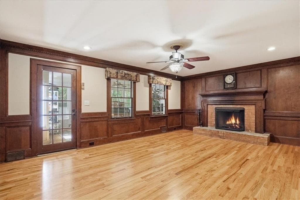 6 bedroom, 5 bathroom, 4,927 sq ft single family residence for sale at 713 Chesterfield Drive, Lawrenceville, GA 30044 — photo 8