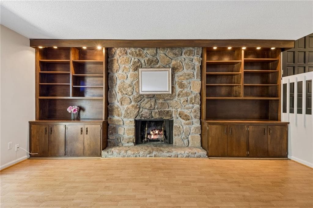3 bedroom, 3 bathroom, 1,740 sq ft townhouse under contract at 4250 D'Youville Trace, Atlanta, GA 30341 — photo 9