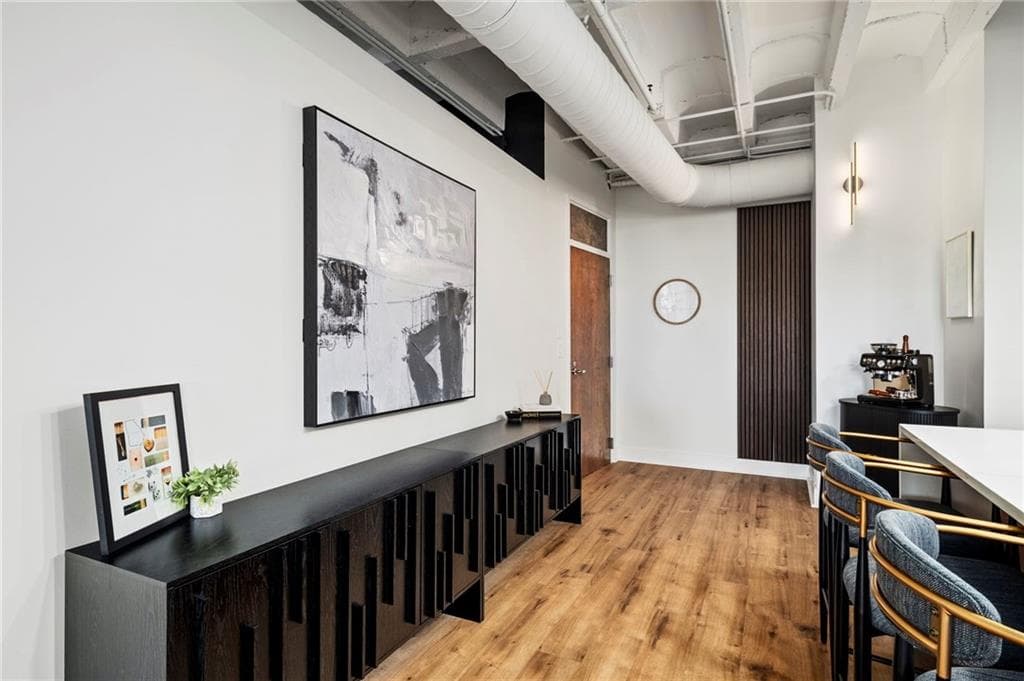 2 bedroom, 2 bathroom, 1,415 sq ft condominium for sale at 805 Peachtree Street 521, Atlanta, GA 30308 — photo 8