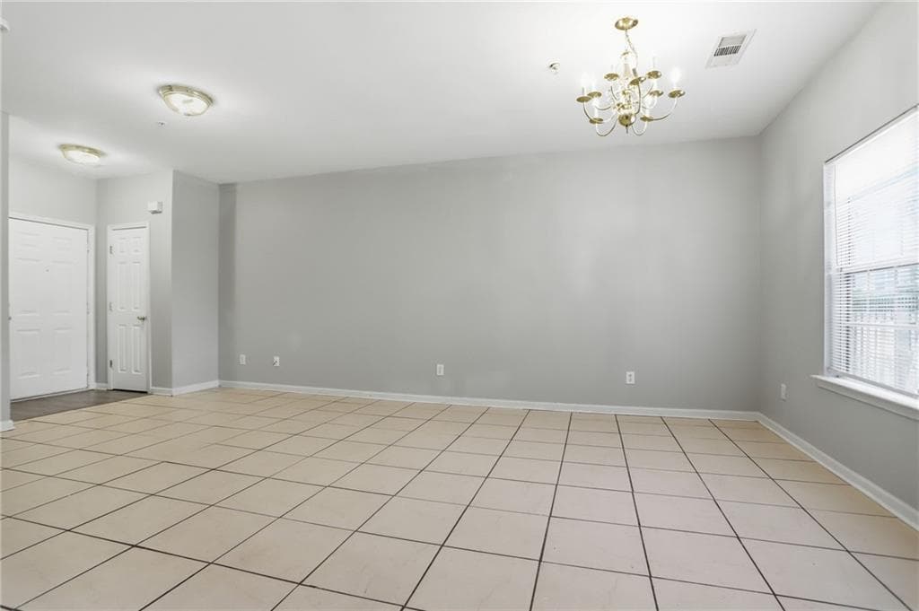 3 bedroom, 3 bathroom, 1,512 sq ft single family residence under contract at 2007 Appaloosa Way, Conyers, GA 30012 — photo 7