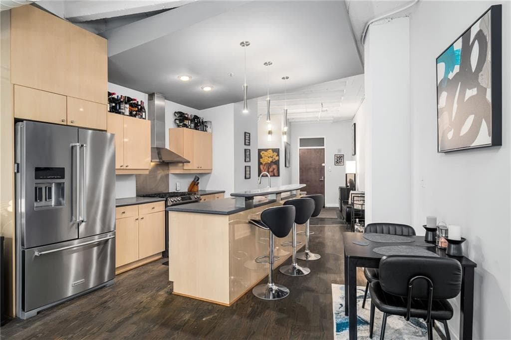 1 bedroom, 1 bathroom, 1,040 sq ft condominium for sale at 805 Peachtree Street 318, Atlanta, GA 30308 — photo 4