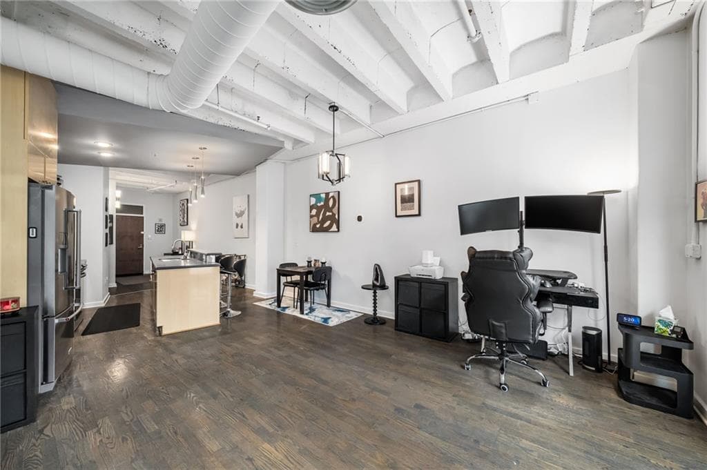 1 bedroom, 1 bathroom, 1,040 sq ft condominium for sale at 805 Peachtree Street 318, Atlanta, GA 30308 — photo 9