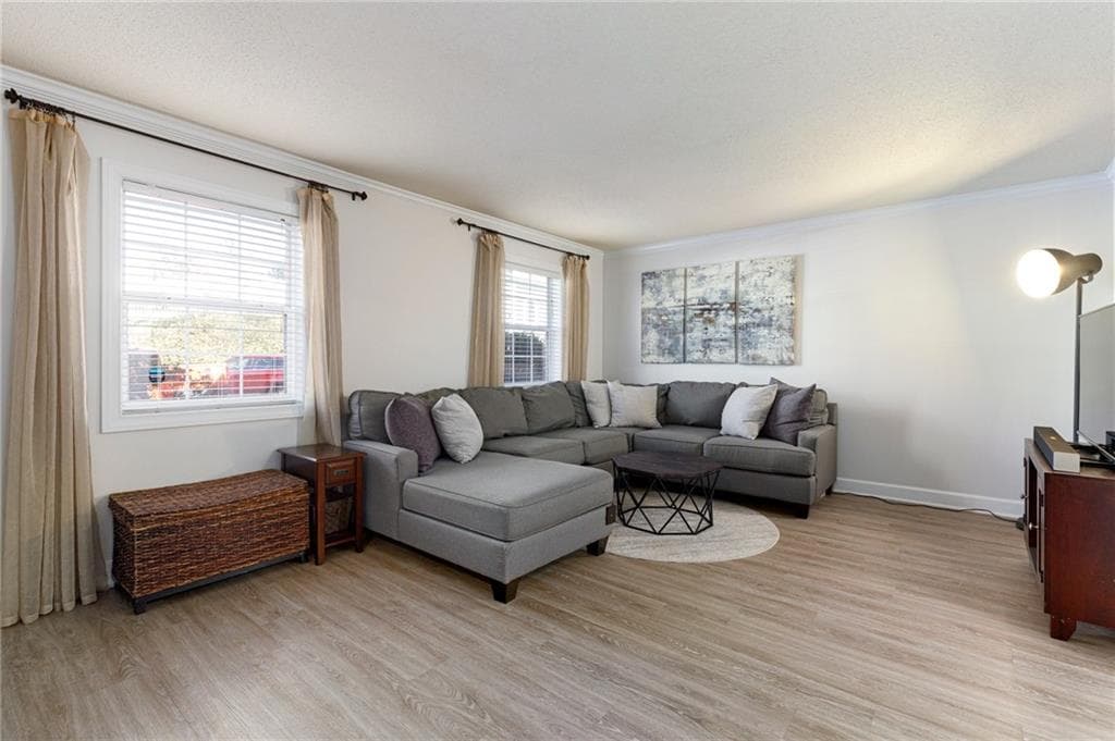 3 bedroom, 3 bathroom, 1,434 sq ft condominium for rent at 6900 Roswell Road 3E, Atlanta, GA 30328 for $2,375 a month — photo 8