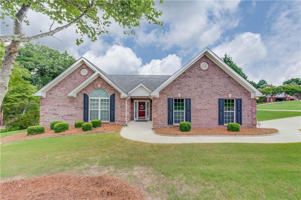 710 Mallard Drive, Winder, GA 30680 — most recent listing photo