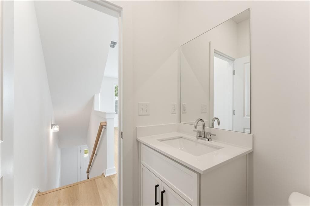 3 bedroom, 3 bathroom, 1,382 sq ft townhouse for sale at 1109 Hodgepodge Way Lot 5, Atlanta, GA 30316 — photo 8