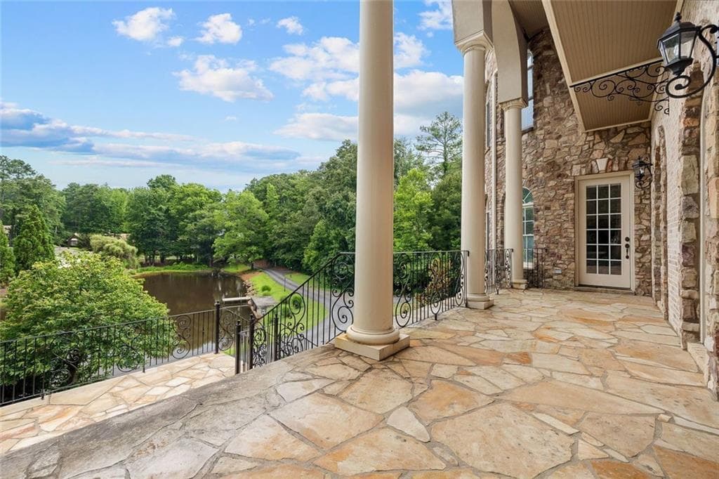 6 bedroom, 8 bathroom, 10,575 sq ft single family residence for rent at 11140 W Road, Roswell, GA 30075 for $25,000 a month — photo 6