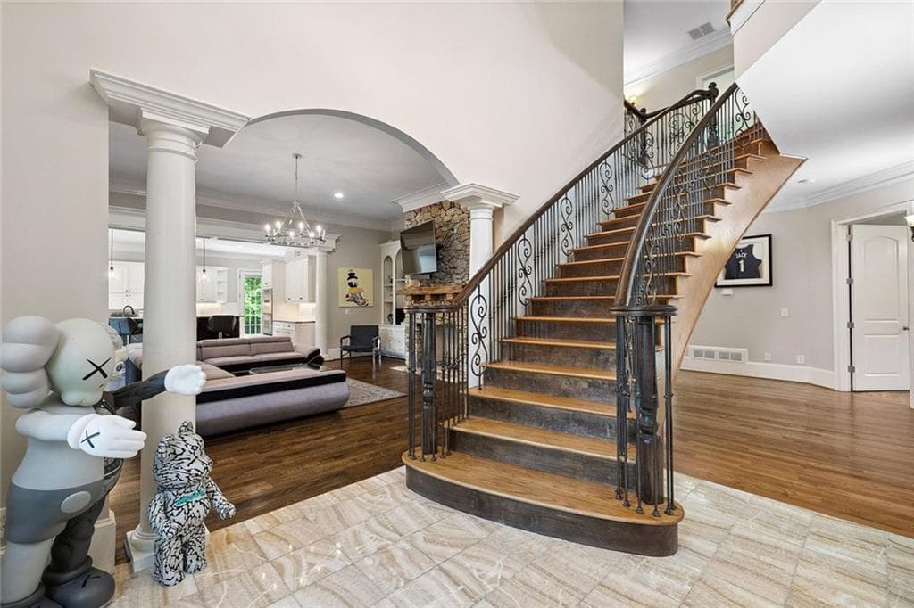 6 bedroom, 8 bathroom, 10,575 sq ft single family residence for rent at 11140 W Road, Roswell, GA 30075 for $25,000 a month — photo 9