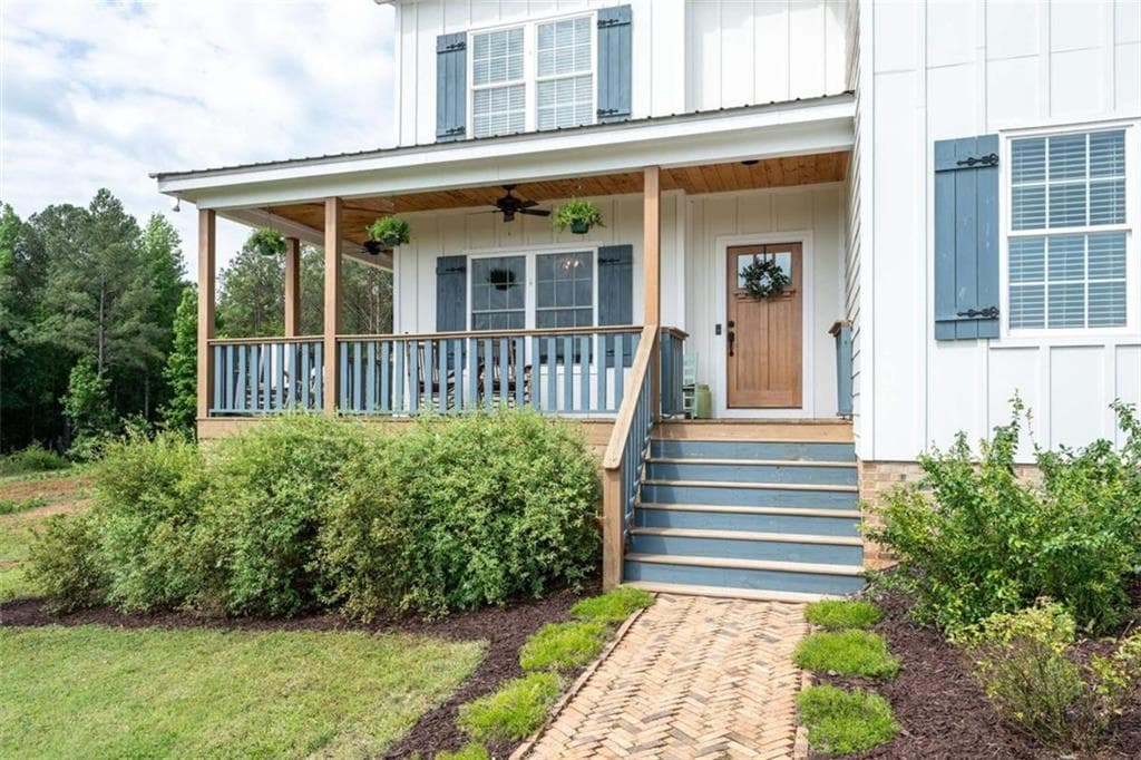 5 bedroom, 4 bathroom, 4,681 sq ft single family residence for sale at 2185 Clotfelter Road, Bogart, GA 30622 — photo 6