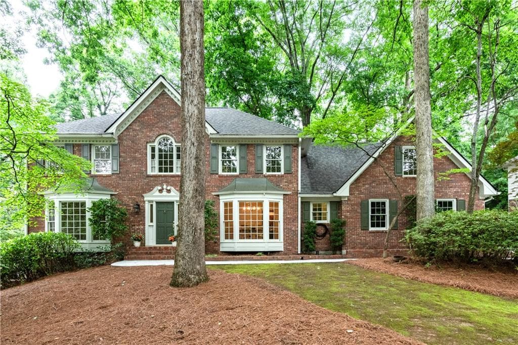 4 bedroom, 4 bathroom, 3,582 sq ft single family residence sold at 4994 Buckline Crossing, Atlanta, GA 30338