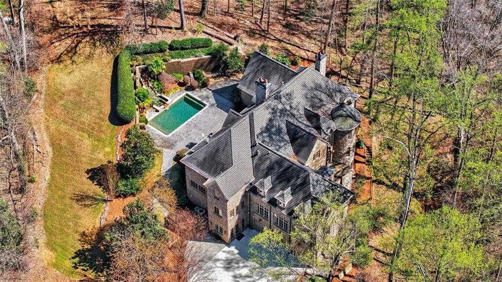6 bedroom, 9 bathroom, 7,506 sq ft single family residence for sale at 115 Mount Paran Ridge, Atlanta, GA 30327 — photo 1 of 99