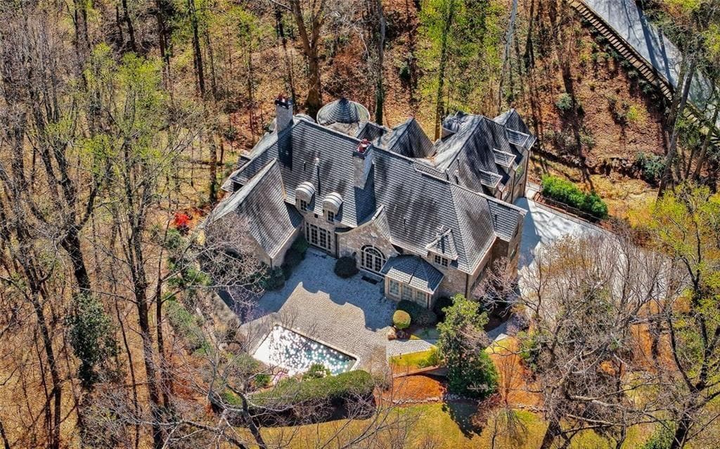 6 bedroom, 9 bathroom, 7,506 sq ft single family residence for sale at 115 Mount Paran Ridge, Atlanta, GA 30327 — photo 8