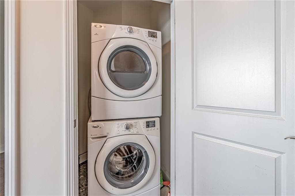 2 bedroom, 3 bathroom, 1,536 sq ft condominium for sale at 270 17th Street NW Unit#2709, Atlanta, GA 30363 — photo 5