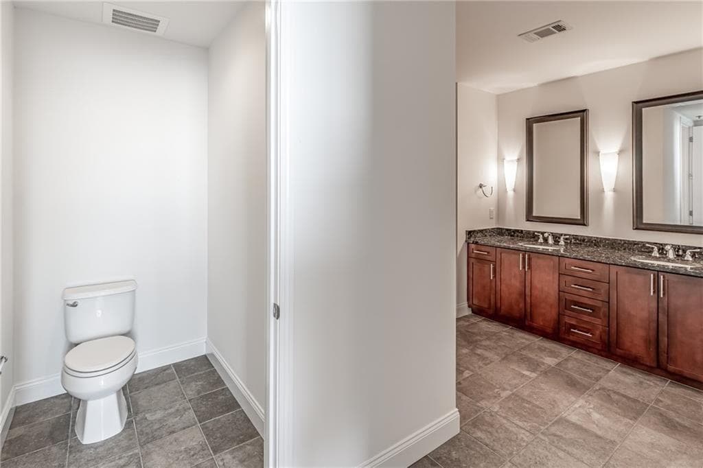 2 bedroom, 3 bathroom, 1,536 sq ft condominium for sale at 270 17th Street NW Unit#2709, Atlanta, GA 30363 — photo 7