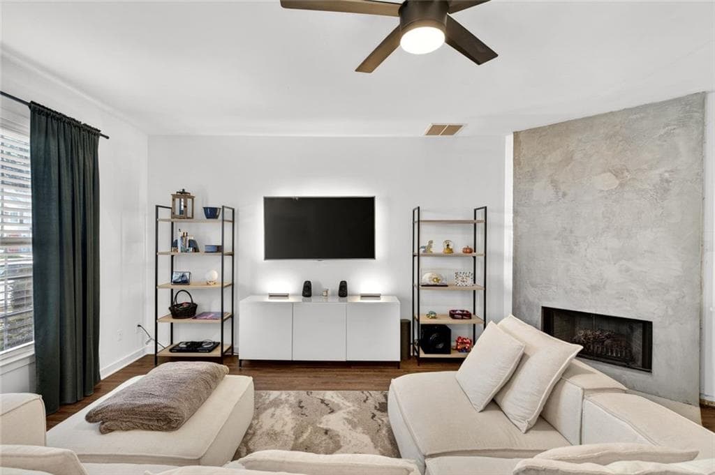 3 bedroom, 3 bathroom, 1,428 sq ft townhouse for sale at 2762 Terrell Trace Drive, Marietta, GA 30067 — photo 4