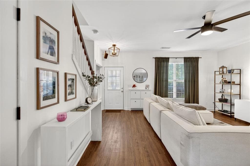 3 bedroom, 3 bathroom, 1,428 sq ft townhouse for sale at 2762 Terrell Trace Drive, Marietta, GA 30067 — photo 6