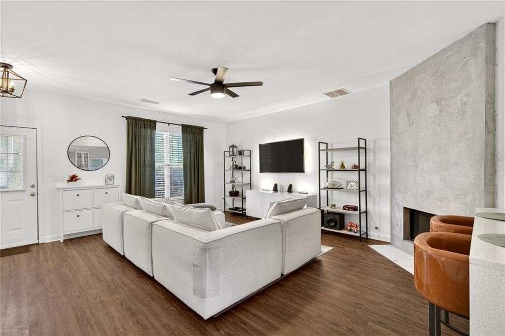 3 bedroom, 3 bathroom, 1,428 sq ft townhouse for sale at 2762 Terrell Trace Drive, Marietta, GA 30067 — photo 7