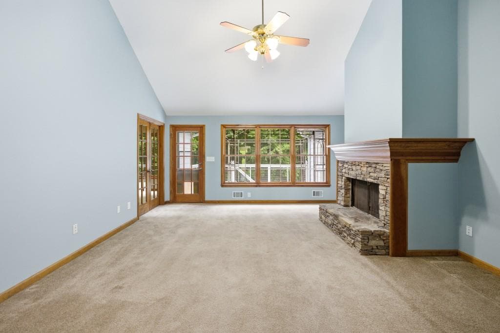 4 bedroom, 3 bathroom, 2,747 sq ft single family residence for sale at 2083 James River Cove, Suwanee, GA 30024 — photo 7
