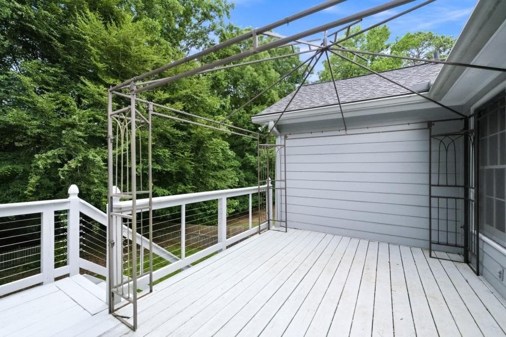 4 bedroom, 3 bathroom, 2,747 sq ft single family residence for sale at 2083 James River Cove, Suwanee, GA 30024 — photo 9