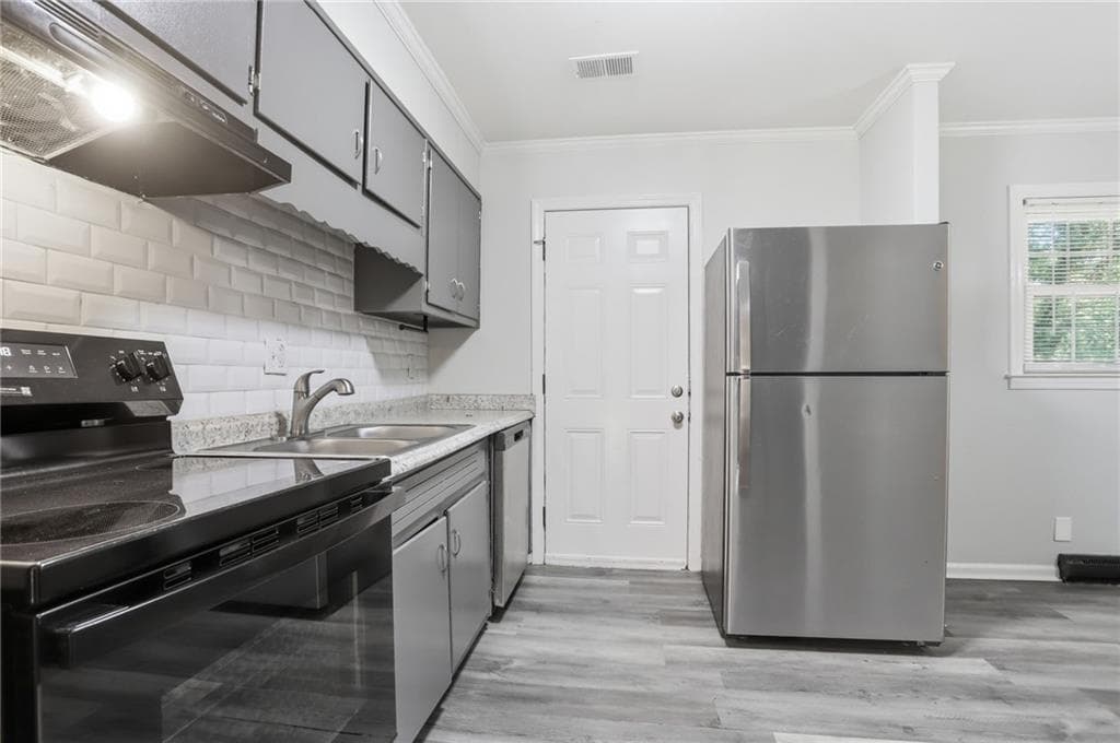 4 bedroom, 2 bathroom, 2,106 sq ft single family residence under contract at 1733 Bethsaida Road, Riverdale, GA 30296 — photo 10