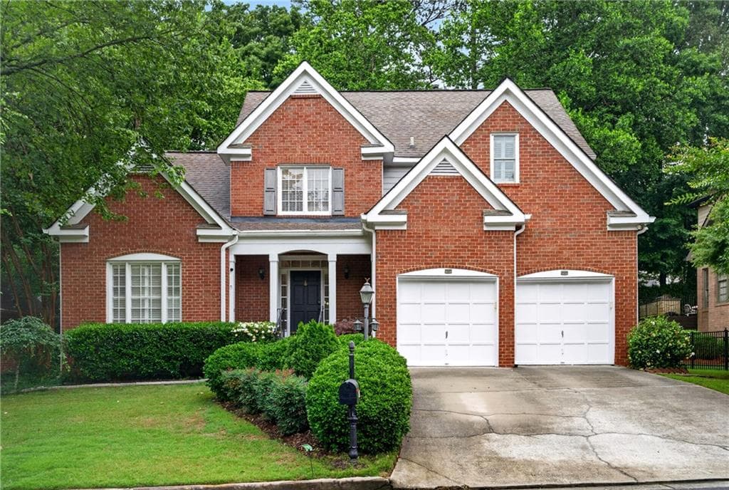 3 bedroom, 3 bathroom, 2,756 sq ft single family residence sold at 4557 Village Springs Place, Atlanta, GA 30338
