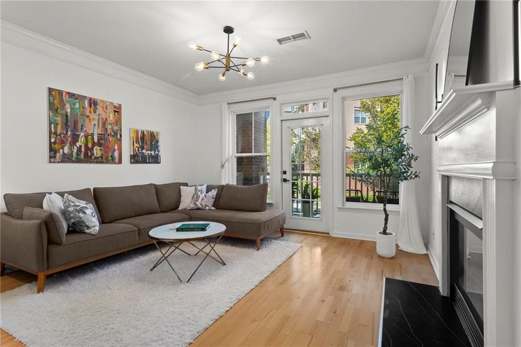 2 bedroom, 2 bathroom, 1,195 sq ft condominium for sale at 3150 Woodwalk Drive 2206, Atlanta, GA 30339 — photo 4