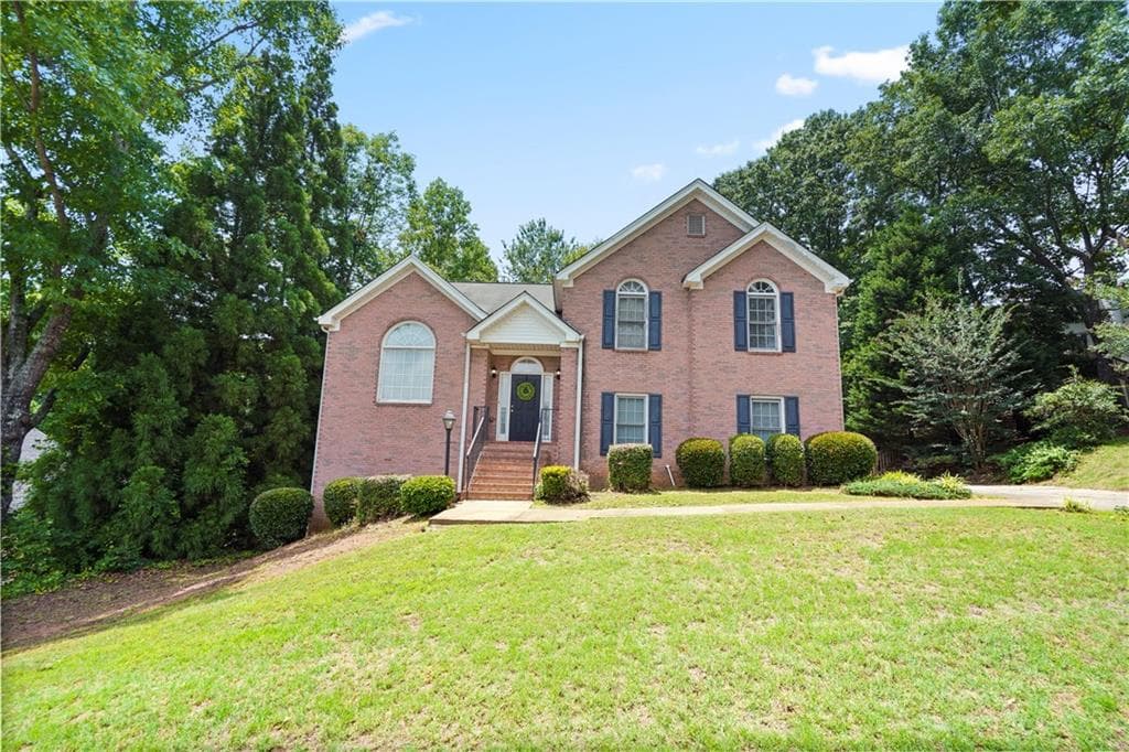 3 bedroom, 3 bathroom, 2,944 sq ft single family residence for sale at 2381 Patriot Way, Douglasville, GA 30135