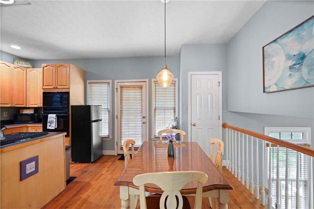 3 bedroom, 3 bathroom, 2,944 sq ft single family residence for sale at 2381 Patriot Way, Douglasville, GA 30135 — photo 8