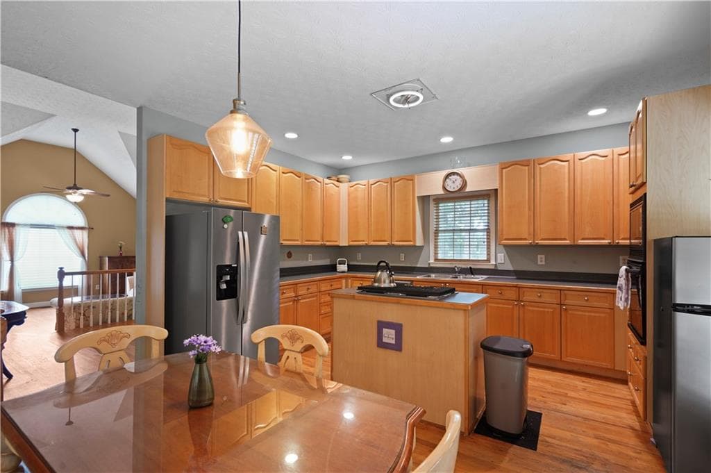 3 bedroom, 3 bathroom, 2,944 sq ft single family residence for sale at 2381 Patriot Way, Douglasville, GA 30135 — photo 9