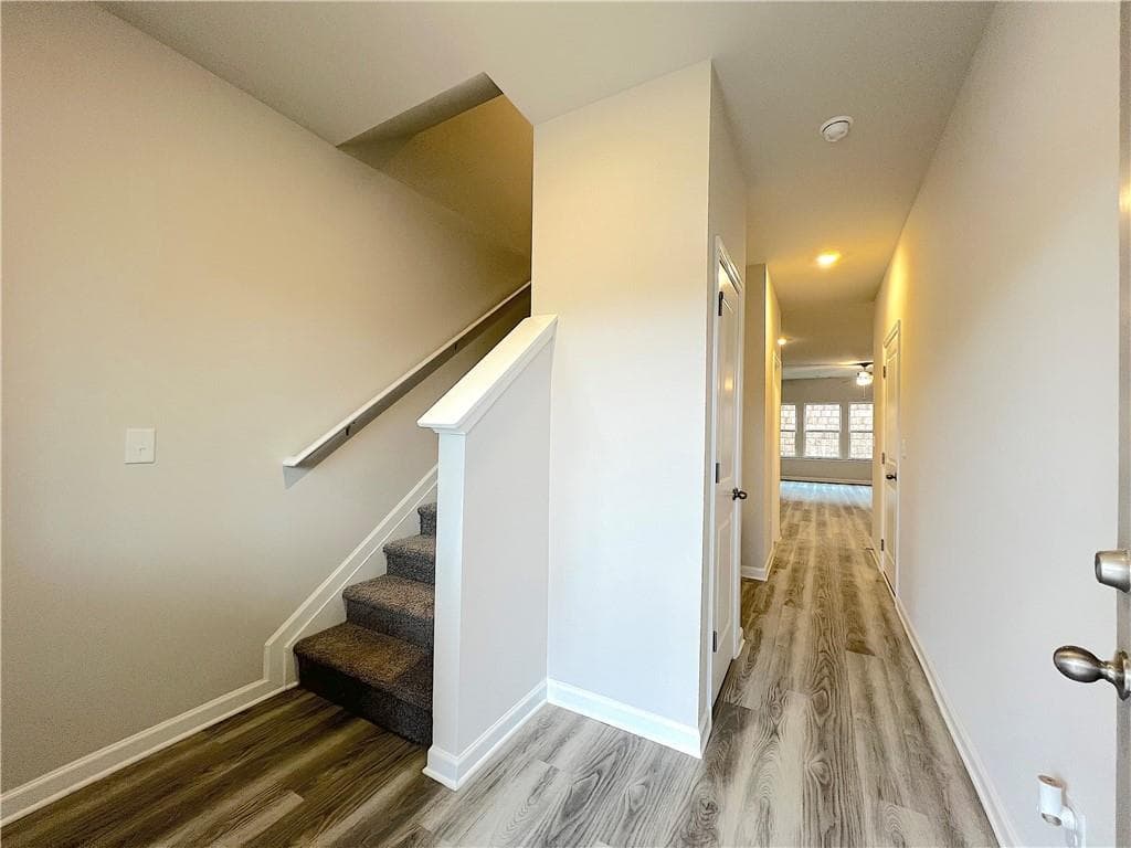 3 bedroom, 3 bathroom, 1,740 sq ft townhouse for rent at 4113 Oakwood Ter Court, Oakwood, GA 30566 for $1,800 a month — photo 4