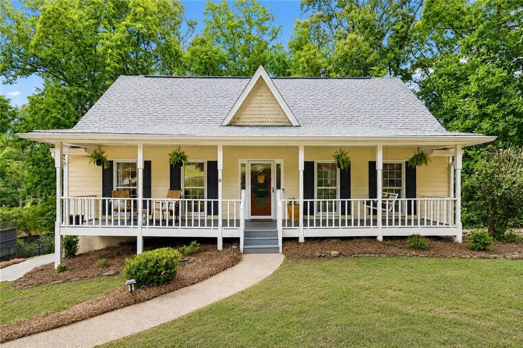 3765 Shallow Court, Marietta, GA 30066 — most recent listing photo