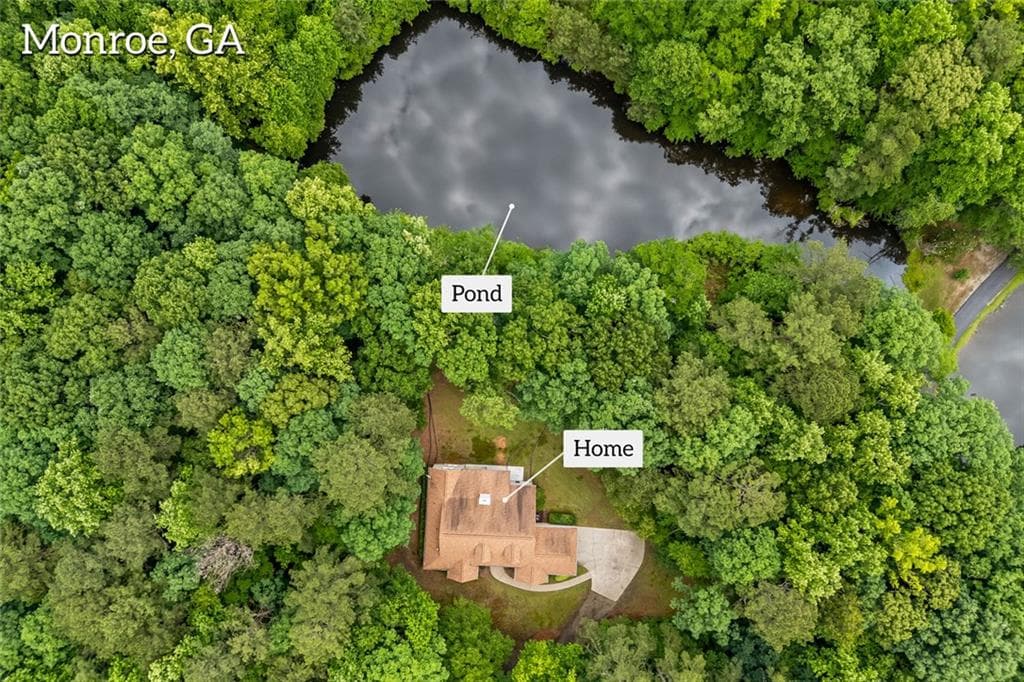 3 bedroom, 3 bathroom, 4,114 sq ft single family residence for sale at 2256 Shadow Wood Drive, Monroe, GA 30656 — photo 4