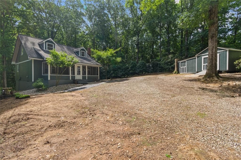 3 bedroom, 2 bathroom, 1,280 sq ft single family residence for sale at 35 Pruitt Road, Alpharetta, GA 30004 — photo 3