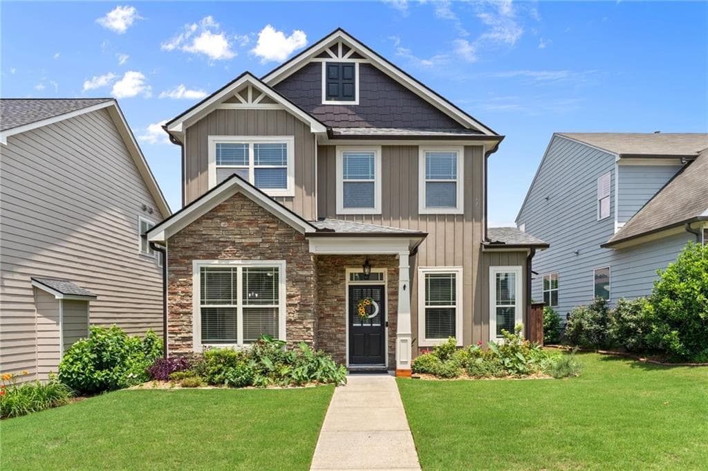 3 bedroom, 3 bathroom, 1,714 sq ft single family residence for sale at 607 Sunflower Drive, Canton, GA 30114