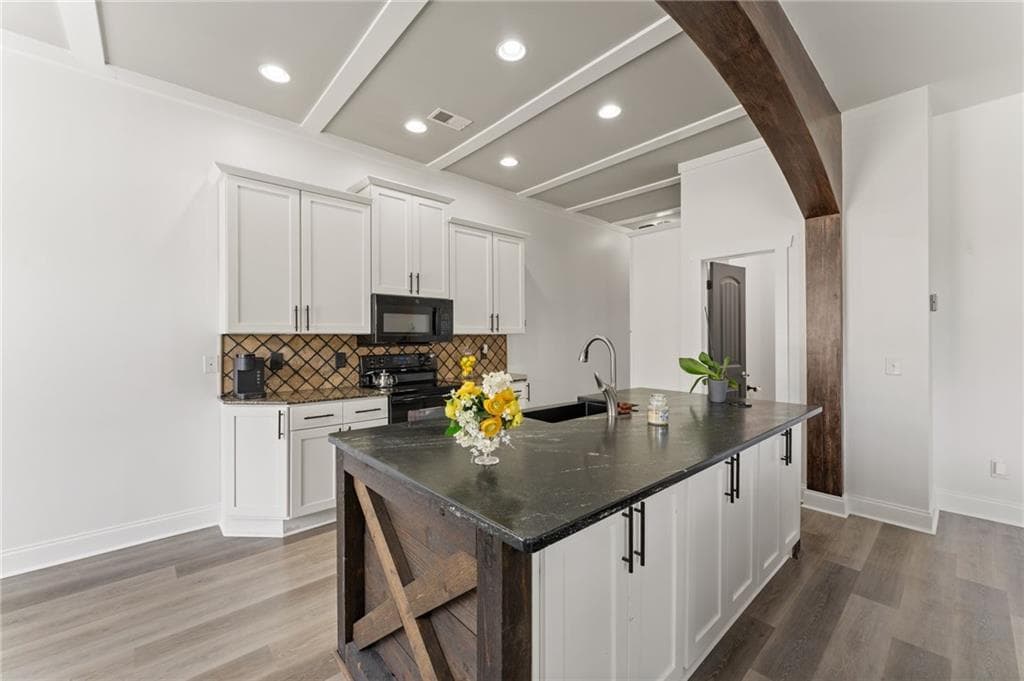 3 bedroom, 3 bathroom, 1,714 sq ft single family residence for sale at 607 Sunflower Drive, Canton, GA 30114 — photo 9
