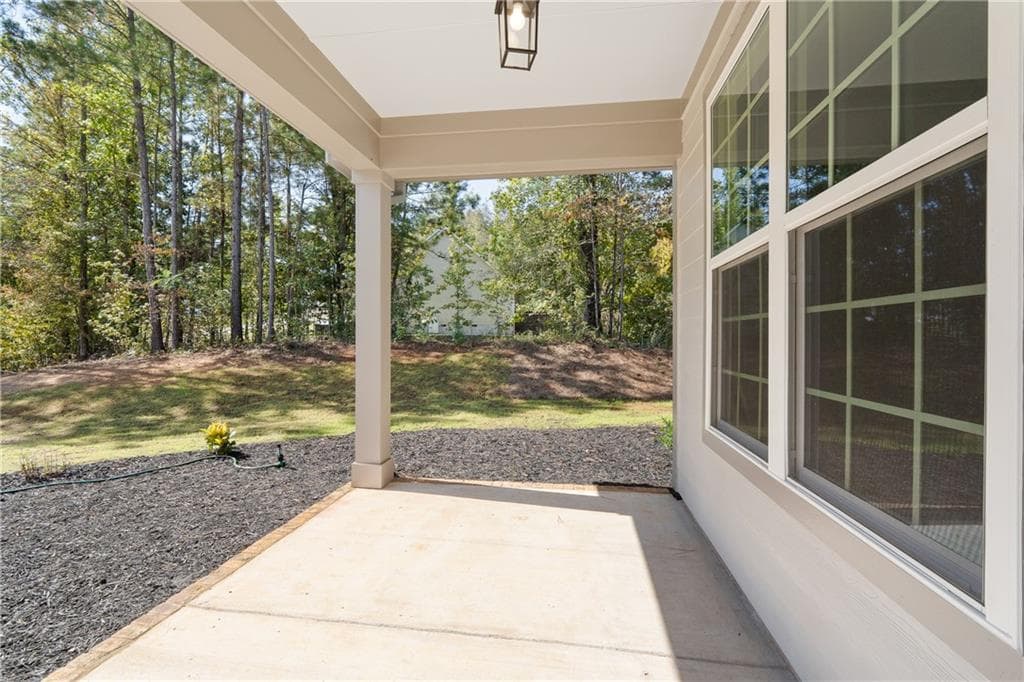 4 bedroom, 3 bathroom, 1,894 sq ft single family residence for sale at 4477 Rivercliff Way, Gray, GA 31032 — photo 6