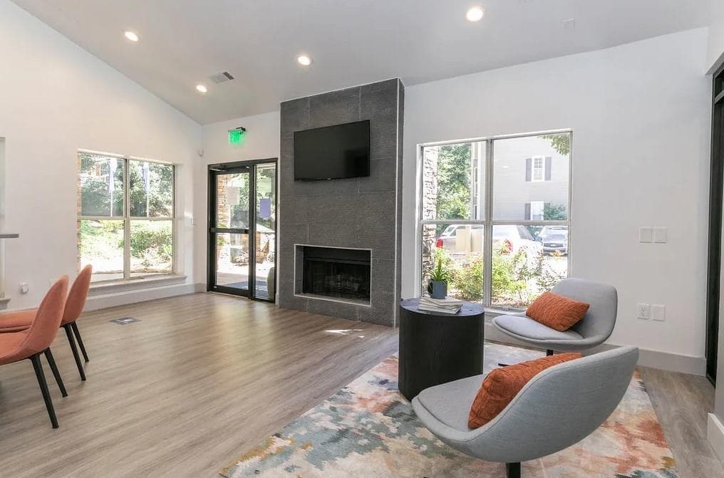 1 bedroom, 1 bathroom, 750 sq ft apartment for rent at 300 Deering Road 2308, Atlanta, GA 30309 for $1,203 a month — photo 6