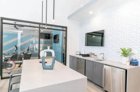1 bedroom, 1 bathroom, 750 sq ft apartment for rent at 300 Deering Road 2308, Atlanta, GA 30309 for $1,203 a month — photo 9
