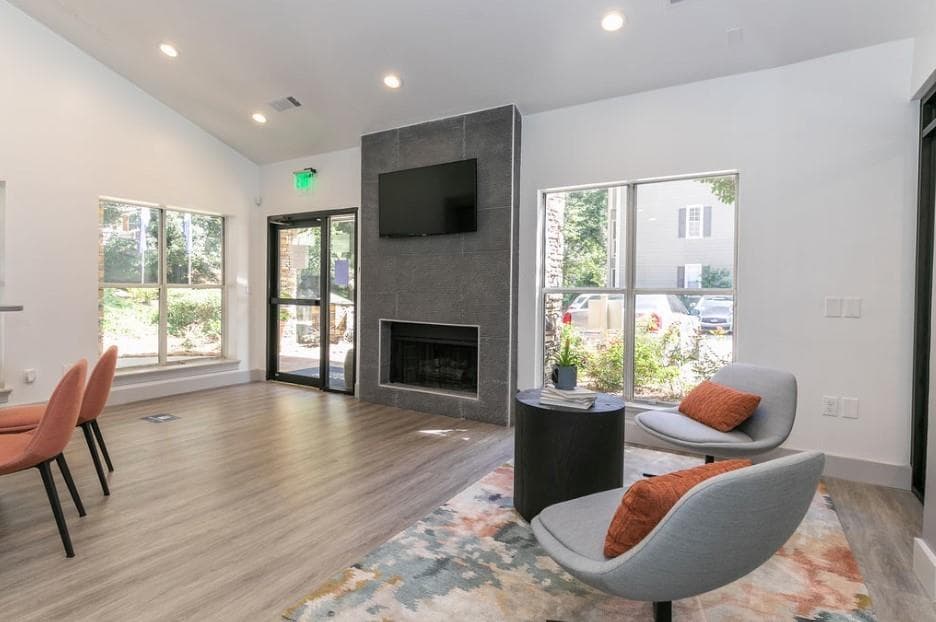 1 bedroom, 1 bathroom, 750 sq ft apartment for rent at 300 Deering Road 2308, Atlanta, GA 30309 for $1,203 a month — photo 10