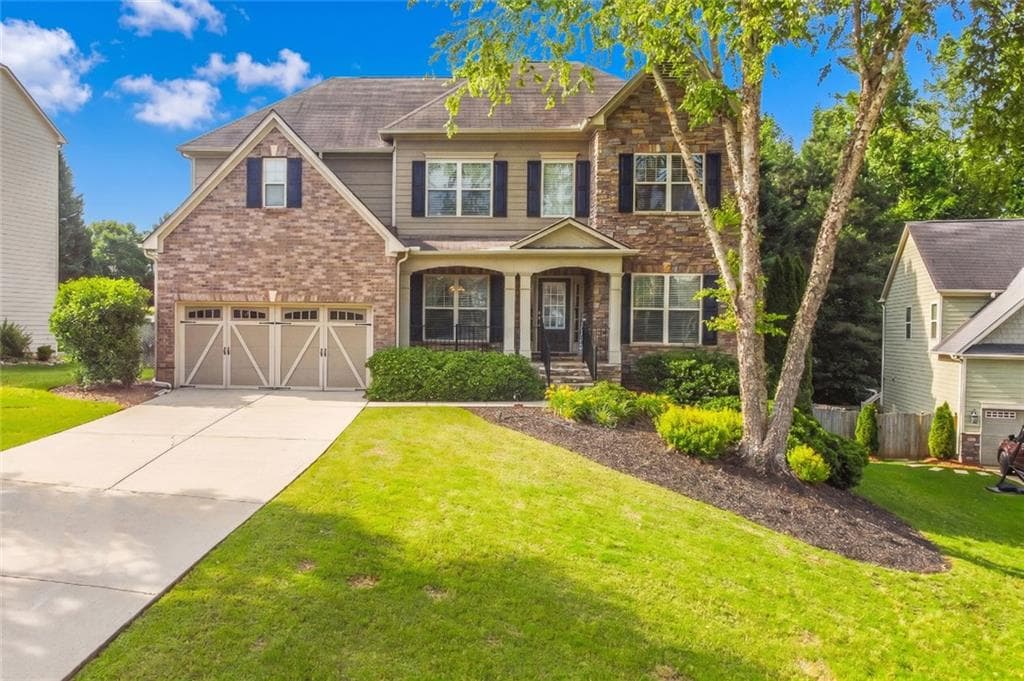5 bedroom, 3 bathroom, 4,382 sq ft single family residence under contract at 1535 Starlight Drive, Cumming, GA 30040