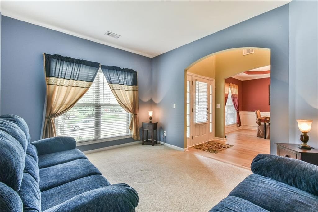 5 bedroom, 3 bathroom, 4,382 sq ft single family residence under contract at 1535 Starlight Drive, Cumming, GA 30040 — photo 5