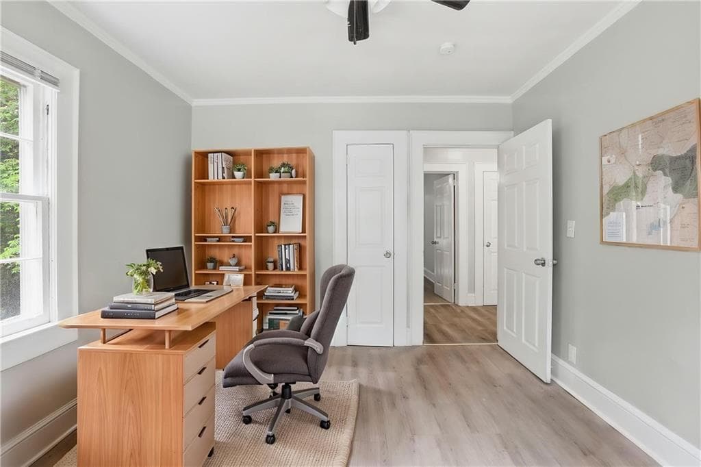 3 bedroom, 2 bathroom, 1,150 sq ft single family residence for sale at 22 Stillman Street, Atlanta, GA 30315 — photo 4