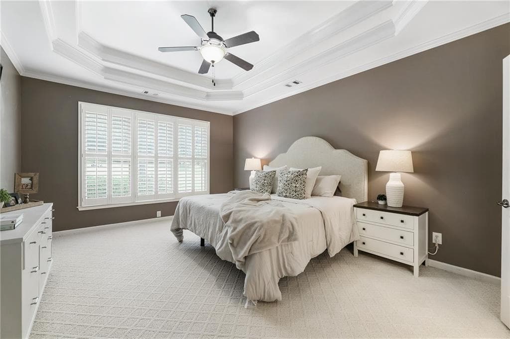5 bedroom, 4 bathroom, 4,324 sq ft single family residence for sale at 6910 Hampton Creek Drive, Cumming, GA 30041 — photo 5