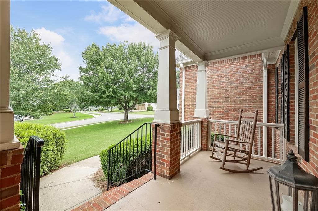 5 bedroom, 4 bathroom, 4,324 sq ft single family residence for sale at 6910 Hampton Creek Drive, Cumming, GA 30041 — photo 7