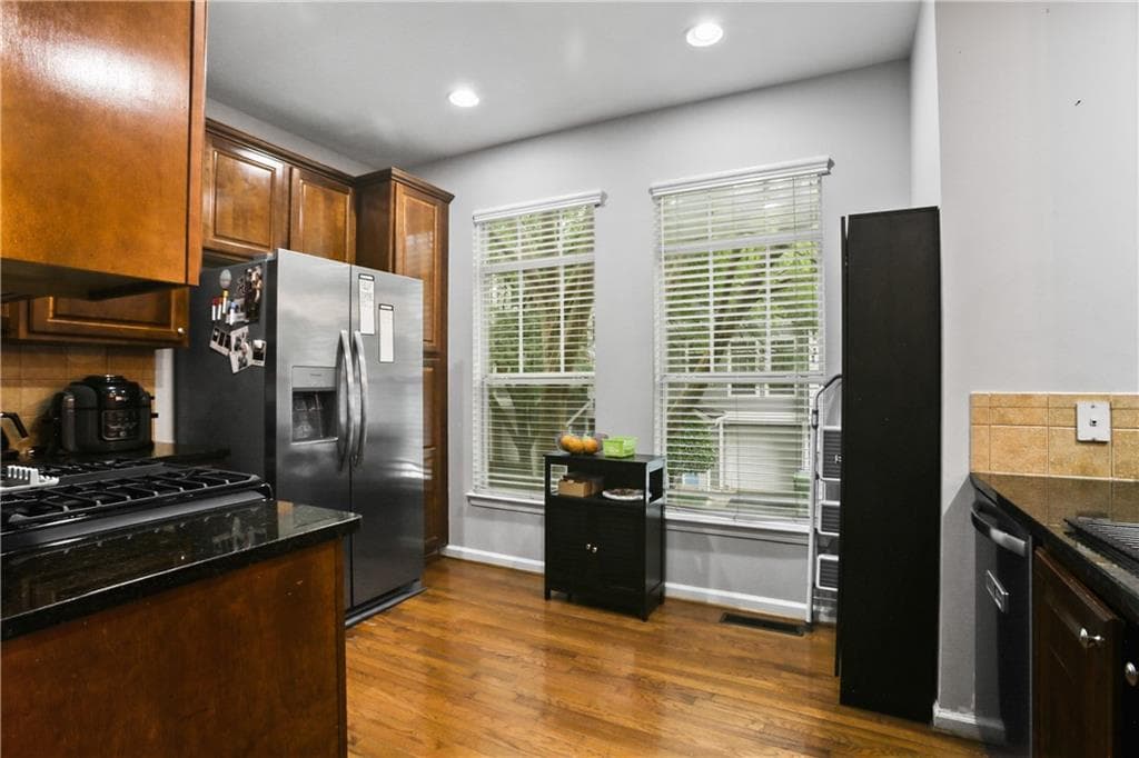 2 bedroom, 3 bathroom, 1,606 sq ft townhouse for sale at 1112 Park Row S, Atlanta, GA 30312 — photo 6