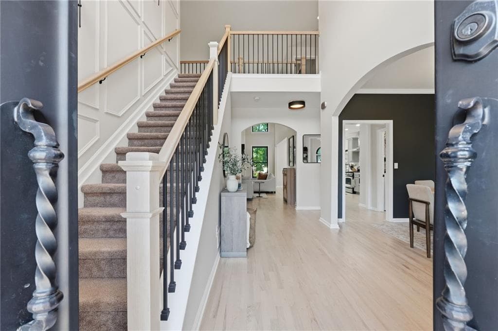 7 bedroom, 4 bathroom, 4,013 sq ft single family residence for sale at 3590 Morning Ivy Way, Suwanee, GA 30024 — photo 2