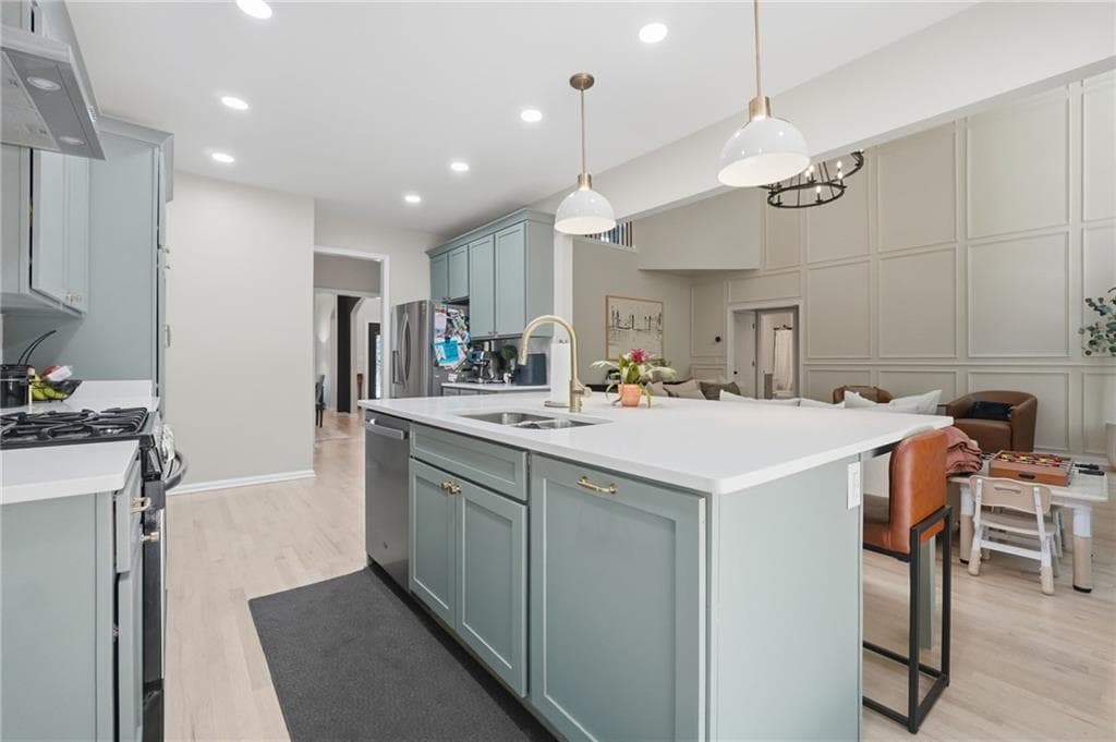 7 bedroom, 4 bathroom, 4,013 sq ft single family residence for sale at 3590 Morning Ivy Way, Suwanee, GA 30024 — photo 8