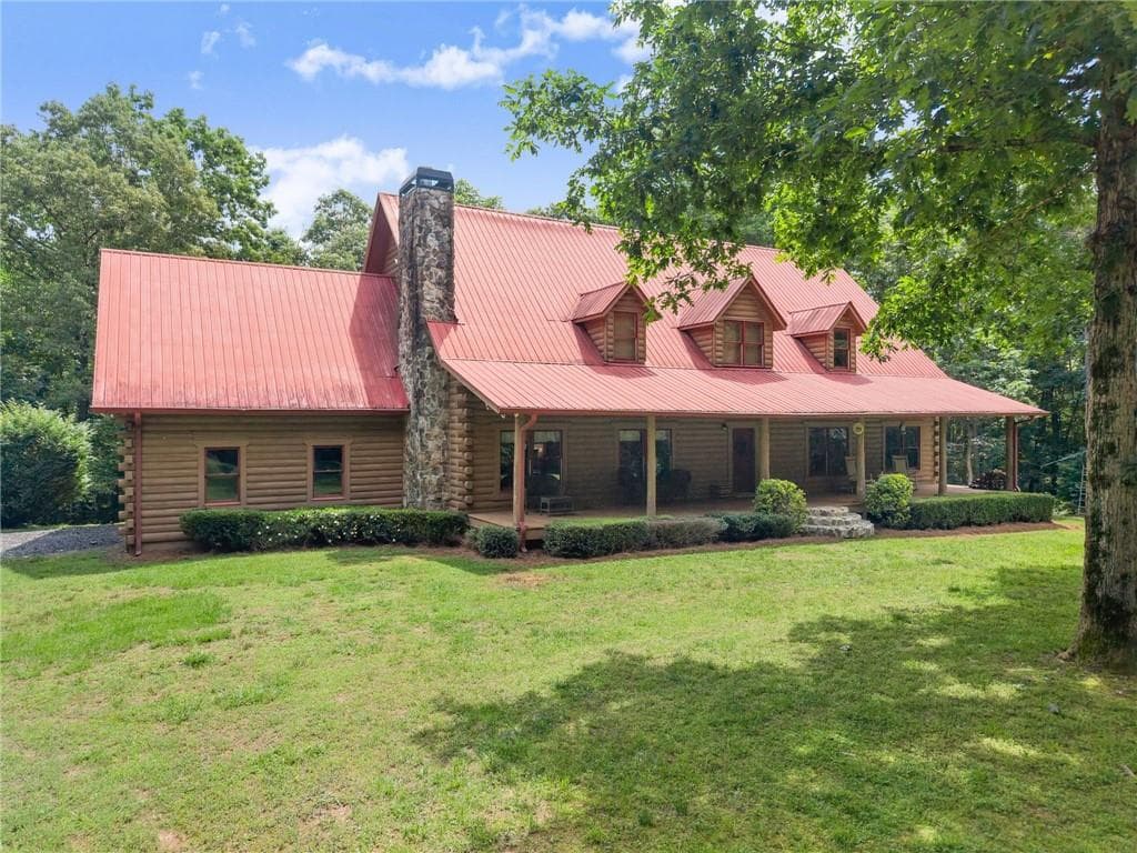 3 bedroom, 3 bathroom, 2,160 sq ft single family residence for sale at 6776 H Abercrombie Road, Murrayville, GA 30564 — photo 4