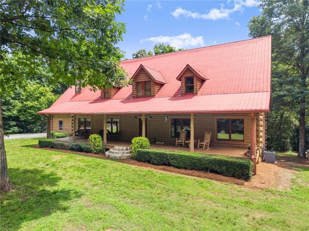 3 bedroom, 3 bathroom, 2,160 sq ft single family residence for sale at 6776 H Abercrombie Road, Murrayville, GA 30564 — photo 7